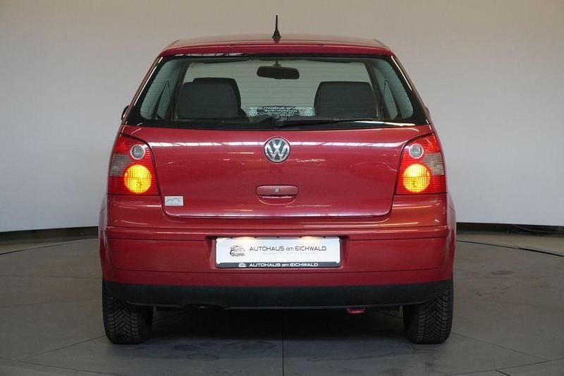 Gebraucht VW Polo Cricket 75 PS (55 kW) 2004 Rot Kleinwagen