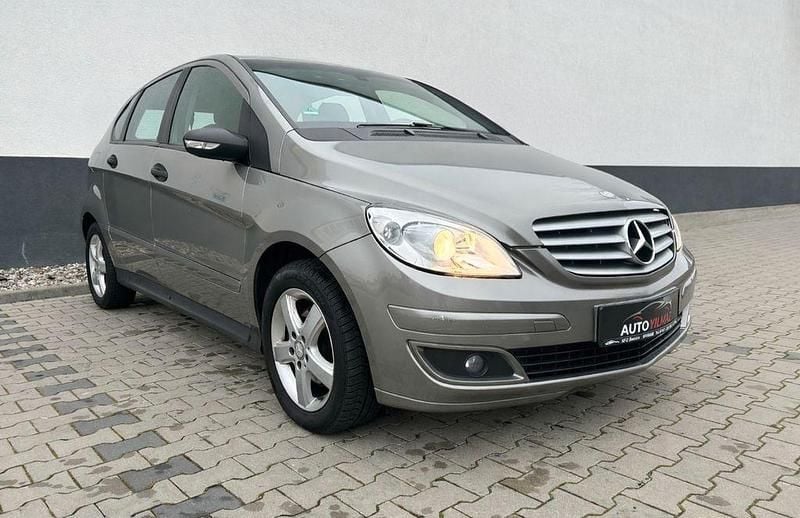 Gebraucht Mercedes B200 136 PS (100 kW) 2008 Grau Van / Kleinbus