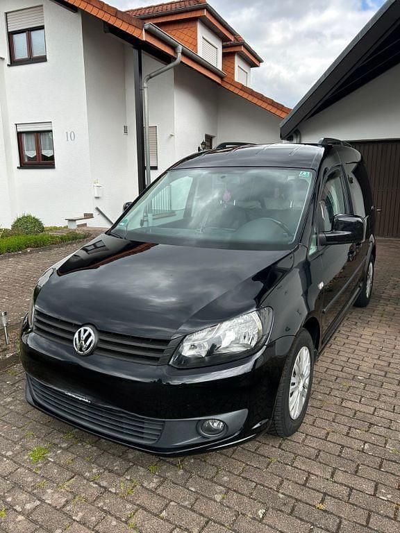 Schwarz Gebraucht 2012 VW Caddy Van / Kleinbus | 14.900 € (Teuer) - Bild 1/4