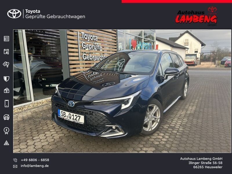 Blau Gebraucht 2024 Toyota Corolla Team Kombi | 33.990 € (Teuer) - Bild 1/4