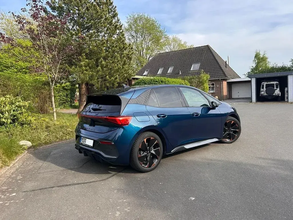 Gebraucht Cupra Born 150 kW (204 PS) 2022 Blau Kleinwagen