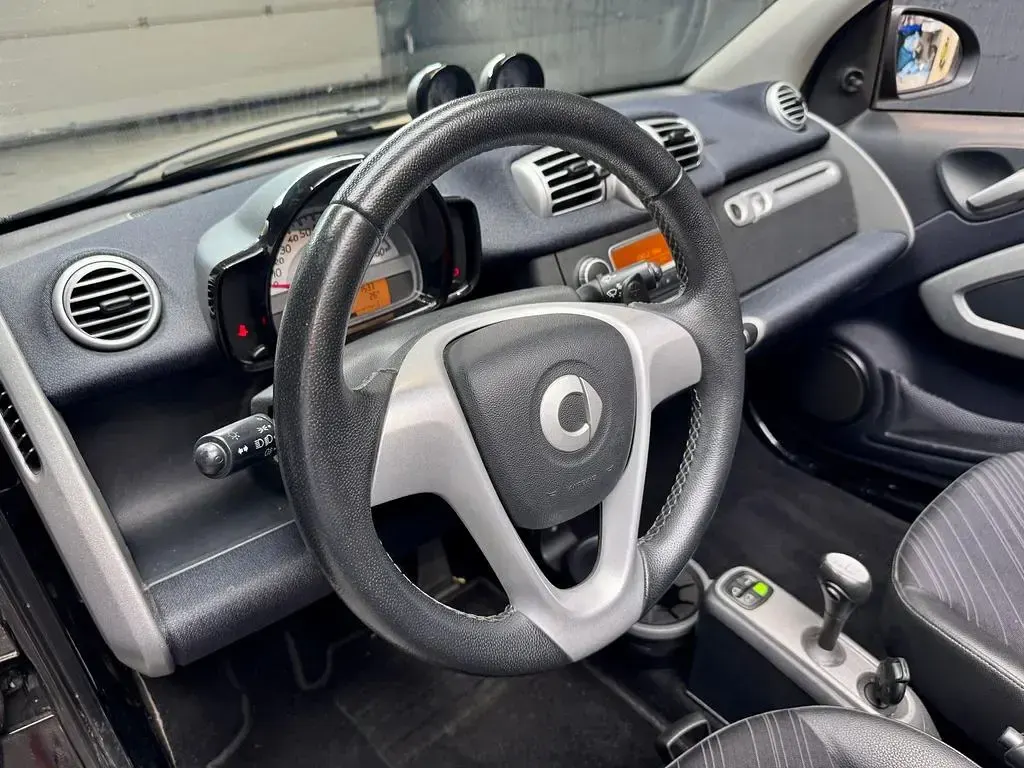 Gebraucht Smart ForTwo Cabrio 71 PS (52 kW) 2014 Tridion sicherheitszelle in bl Cabrio