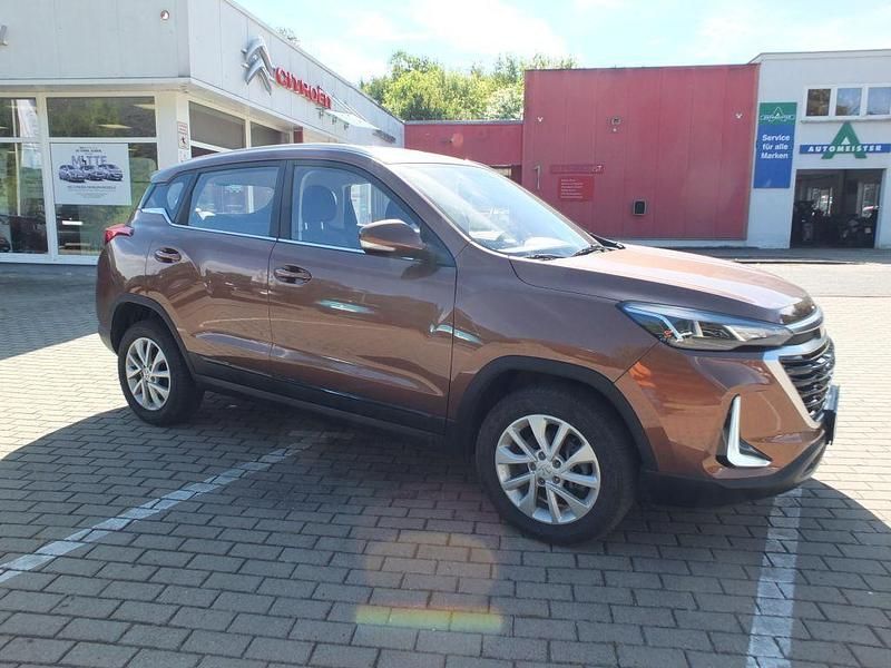 Gebraucht Baic X35 116 PS (85 kW) 2022 Braun SUV