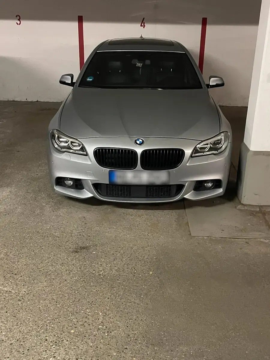 Gebraucht BMW 530 258 PS (189 kW) 2015 Silber Kombi