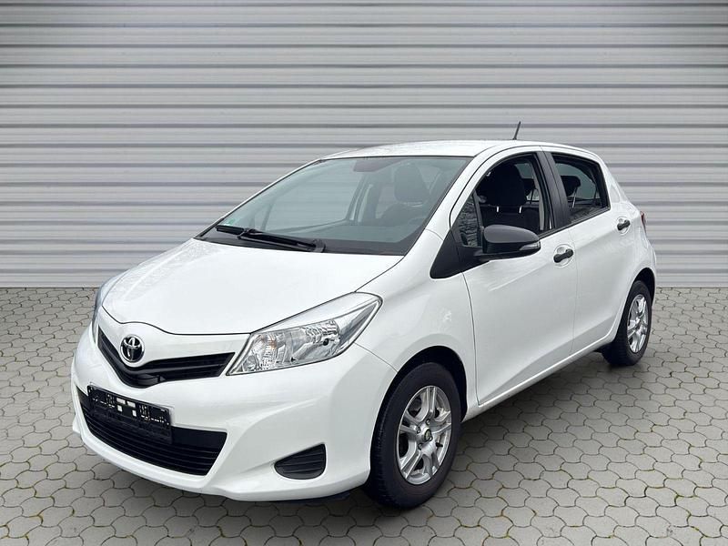 Weiß Gebraucht 2014 Toyota Yaris Basis Kleinwagen | 6.698 € (Superpreis) - Bild 1/4