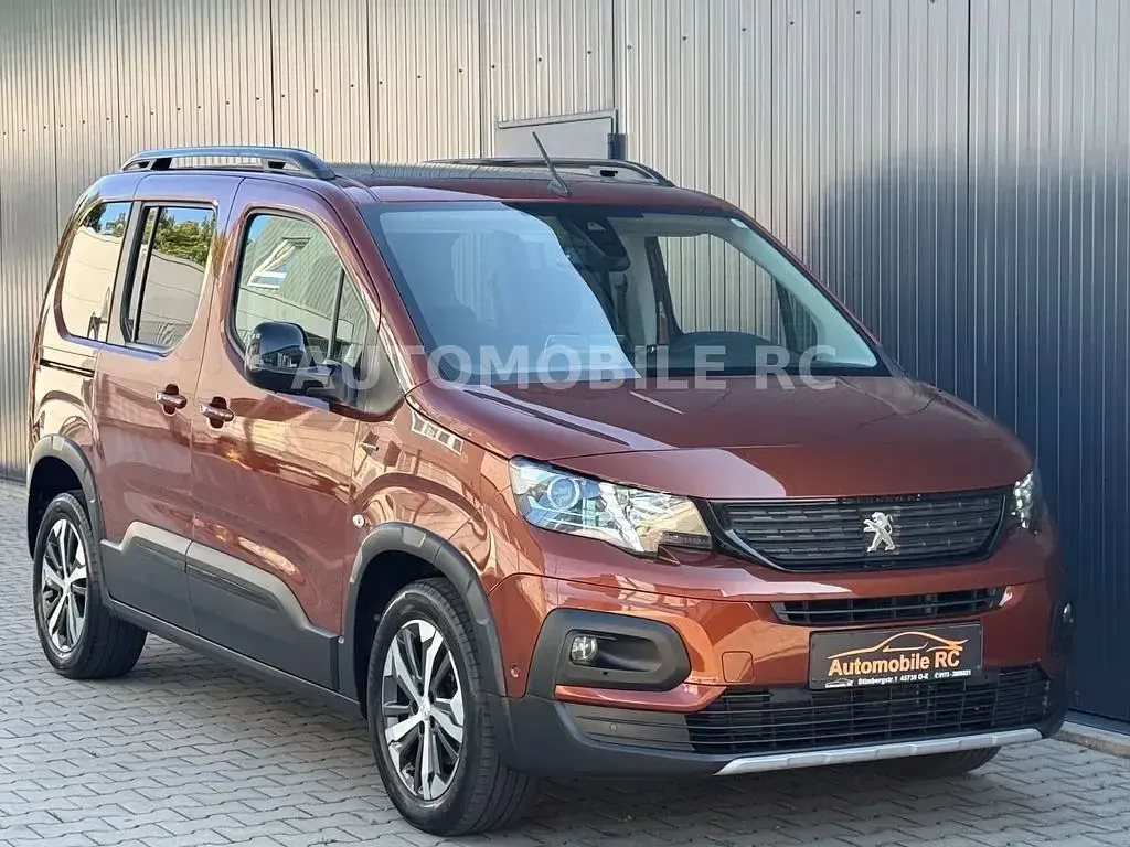 Gebraucht Peugeot Rifter GT-line 131 PS (96 kW) 2021 Braun Van / Kleinbus
