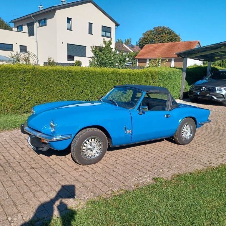 Blau Gebraucht 1977 Triumph Spitfire Cabrio | 10.599 € - Bild 1/4