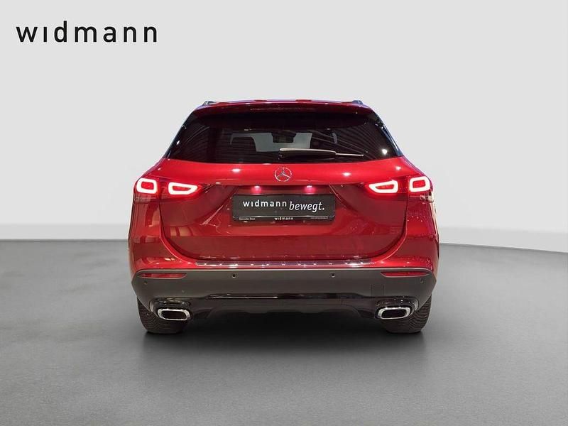 Gebraucht Mercedes GLA200 Progressive 163 PS (119 kW) 2020 Manufaktur lack manufaktur patagonienrot metallic SUV