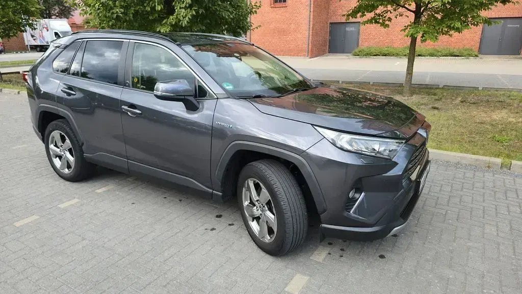 Gebraucht Toyota RAV4 Team 218 PS (160 kW) 2021 Grau SUV