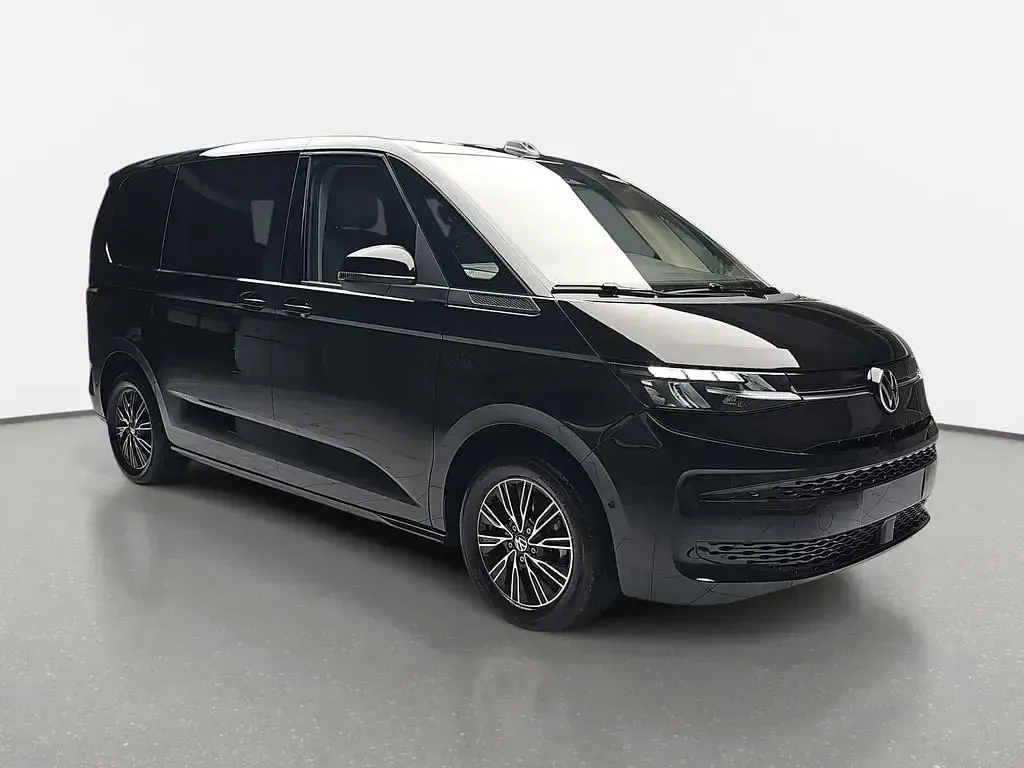 Neu VW T7 Life 150 PS (110 kW) 2026 Schwarz Van