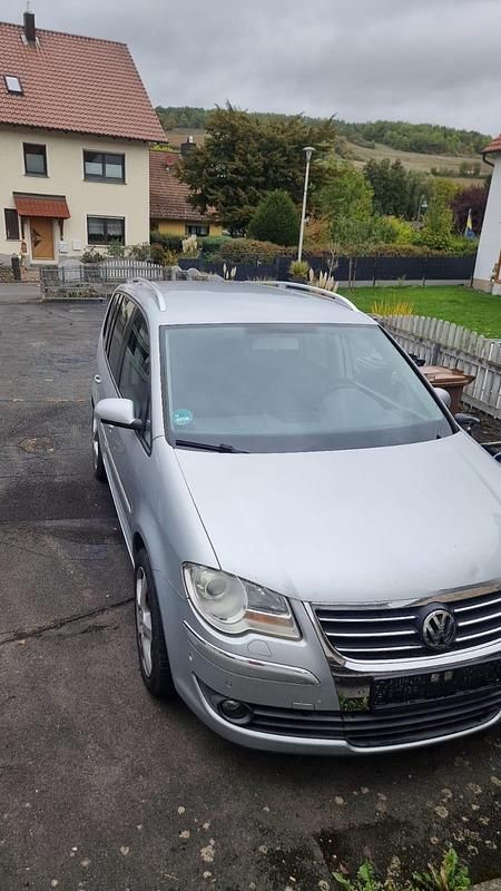 Silber Gebraucht 2007 VW Touran Van / Kleinbus | 2.700 € (Guter Preis) - Bild 1/4