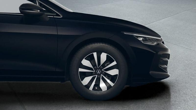 Gebraucht VW Golf VIII 150 PS (110 kW) 2025 Schwarz Kleinwagen