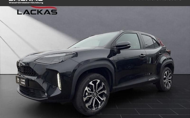 Schwarz Neu 2025 Toyota Yaris Cross SUV | 27.490 € (Guter Preis) - Bild 1/4