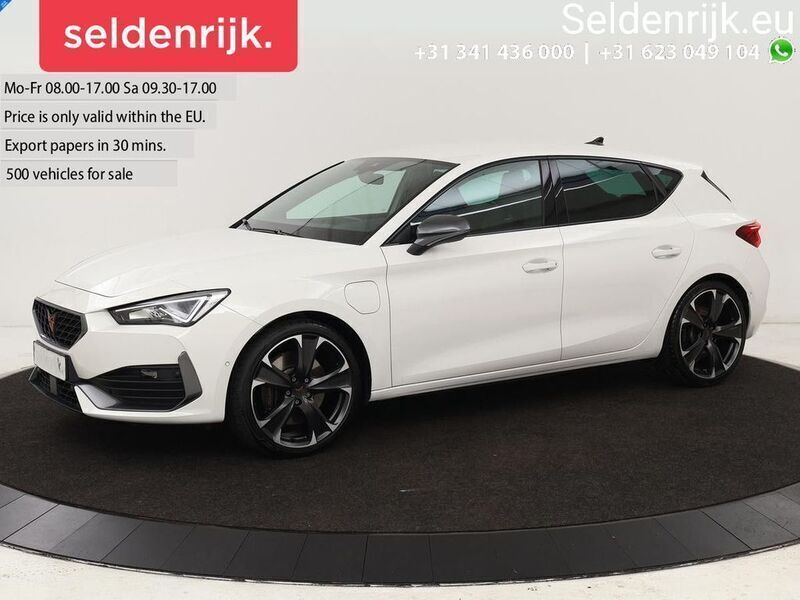 Weiß Gebraucht 2022 Cupra Leon VZ Limousine | 24.901 € (Superpreis) - Bild 1/4