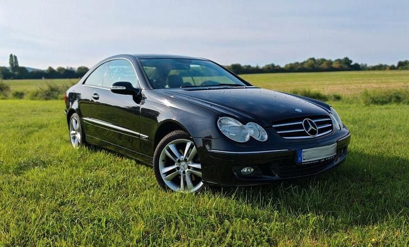 Gebraucht Mercedes CLK200 Avantgarde 184 PS (135 kW) 2007 Schwarz Coupé