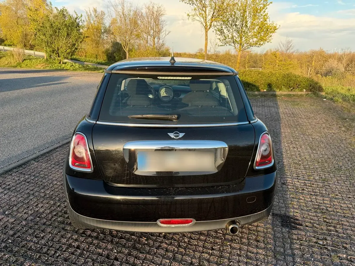 Gebraucht Mini Cooper 120 PS (88 kW) 2009 Schwarz Kleinwagen
