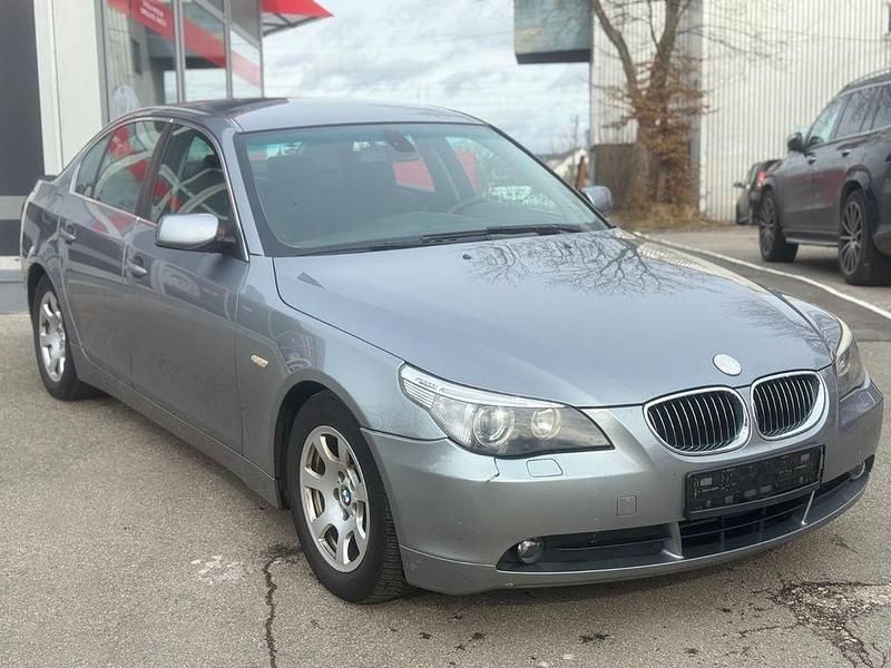 Gebraucht BMW 520 170 PS (125 kW) 2003 Grau Limousine