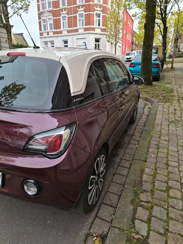 Gebraucht Opel Adam 69 PS (50 kW) 2013 Andere farben Kleinwagen