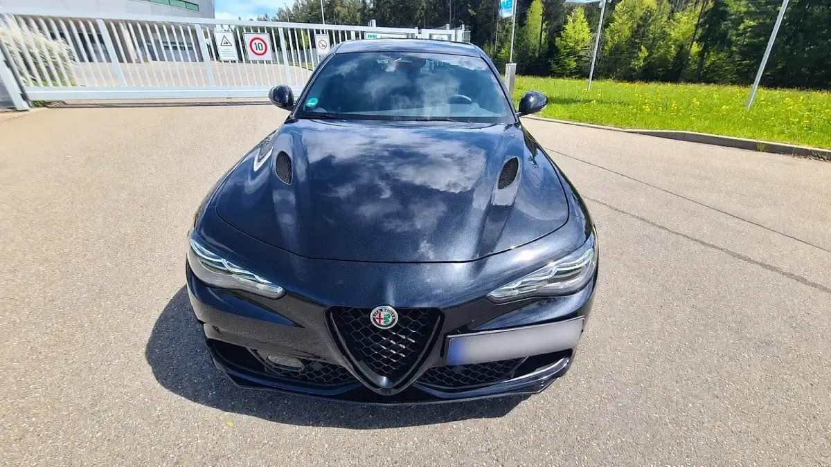 Neu Alfa Romeo Giulia Quadrifoglio 520 PS (382 kW) 2025 Schwarz Limousine