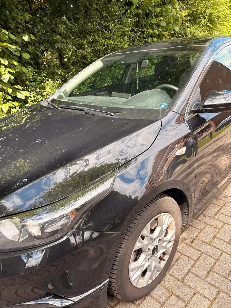Gebraucht Kia Ceed 120 PS (88 kW) 2024 Schwarz Kleinwagen