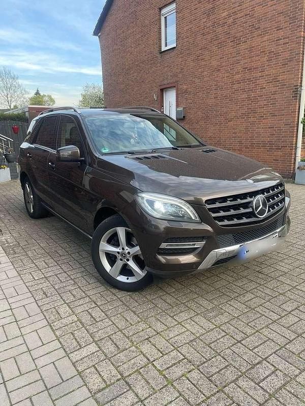Gebraucht Mercedes ML350 260 PS (191 kW) 2014 Braun SUV