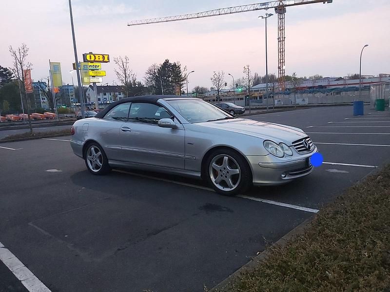 Silber Gebraucht 2004 Mercedes 200 Cabrio | 5.000 € - Bild 1/4