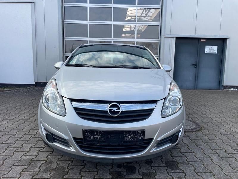 Gebraucht Opel Corsa Edition 80 PS (58 kW) 2008 Silber Kleinwagen