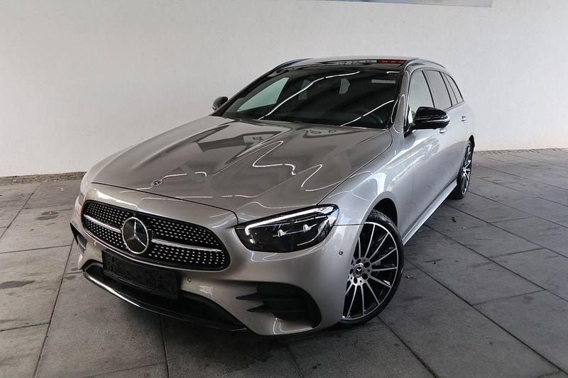 Silber Gebraucht 2022 Mercedes E400 AMG Limousine | 43.880 € (Guter Preis) - Bild 1/4