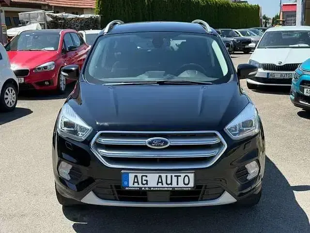 Gebraucht Ford Kuga Titanium 150 PS (110 kW) 2019 Iridiumschwarz metallic SUV