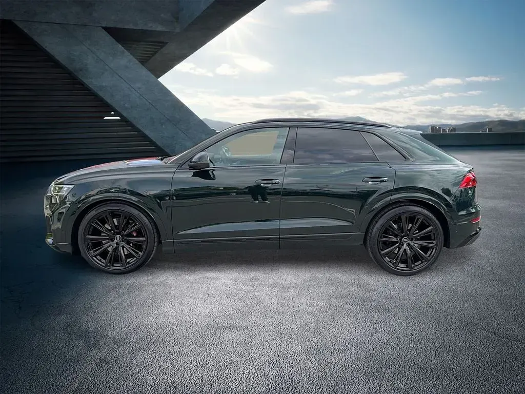 Gebraucht Audi SQ8 Sport 507 PS (372 kW) 2025 Individuallackierungen audi excl SUV