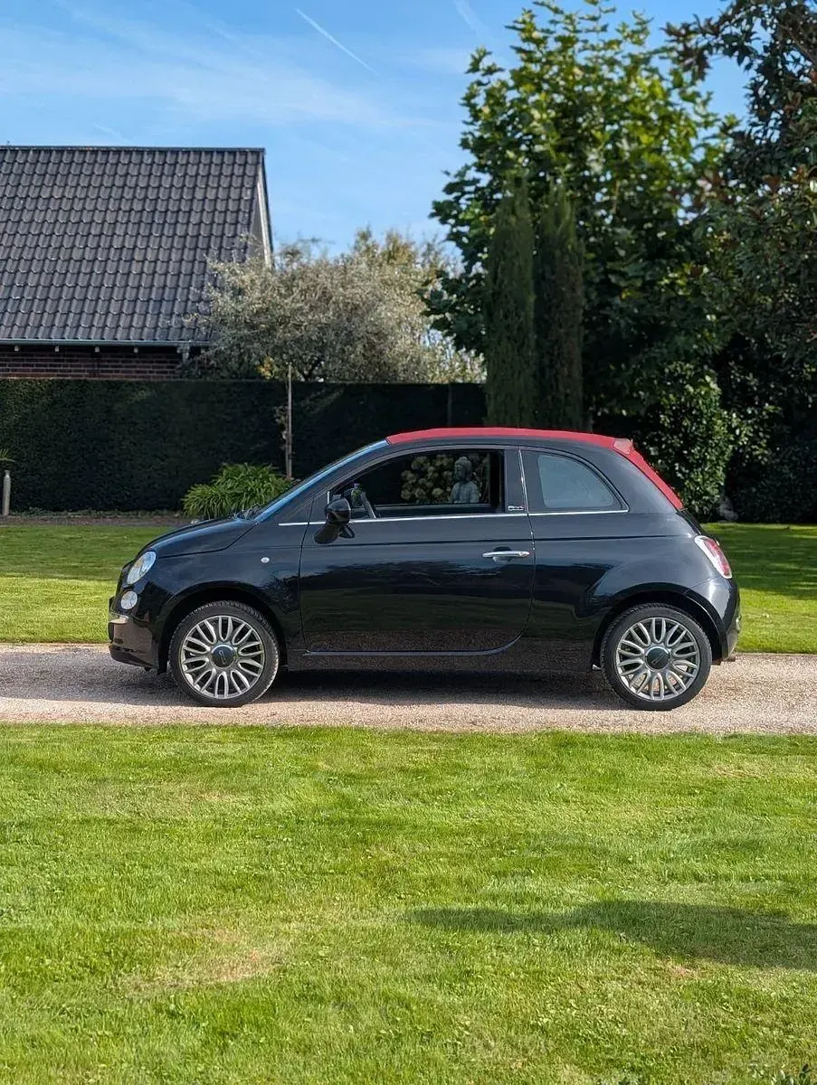 Gebraucht Fiat 500 Lounge 69 PS (50 kW) 2014 Schwarz Cabrio