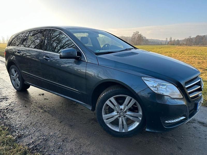 Gebraucht Mercedes R300 231 PS (169 kW) 2010 Grau Van / Kleinbus