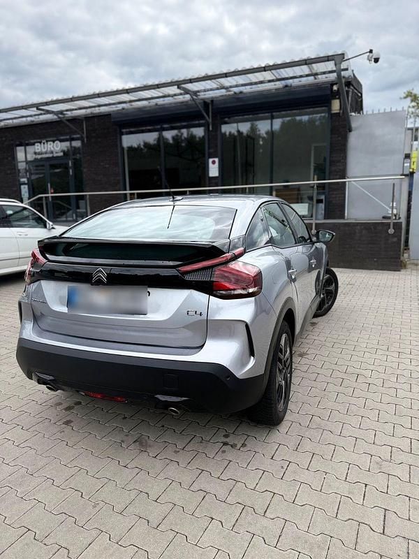 Gebraucht Citroën C4 Feel 131 PS (96 kW) 2022 Silber Limousine