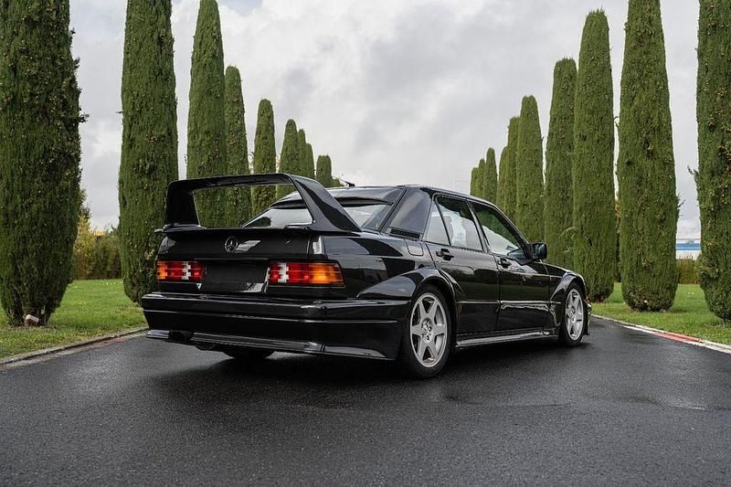 Gebraucht Mercedes 190 235 PS (172 kW) 1990 Schwarz Limousine