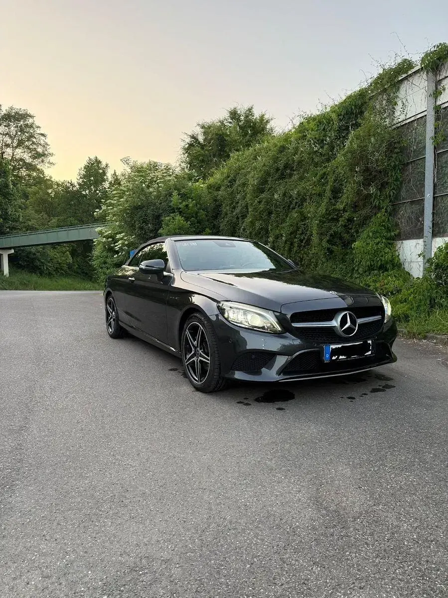 Gebraucht Mercedes C220 194 PS (142 kW) 2019 Cabrio