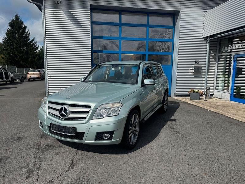 Gebraucht 2009 Mercedes GLK220 SUV | 11.999 € (Etwas zu teuer) - Bild 1/4