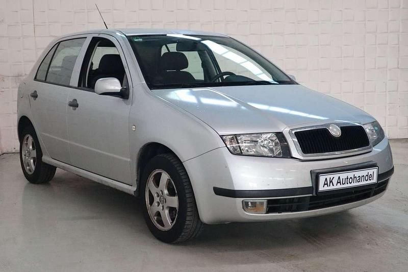 Gebraucht Skoda Fabia Classic 54 PS (39 kW) 2004 Silber Kleinwagen