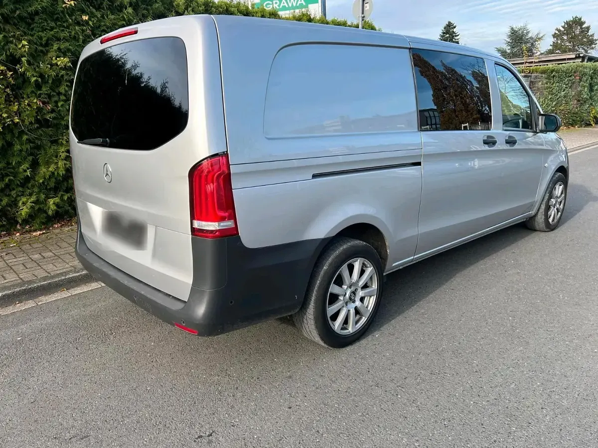 Gebraucht Mercedes Vito 163 PS (119 kW) 2019 Grau Van