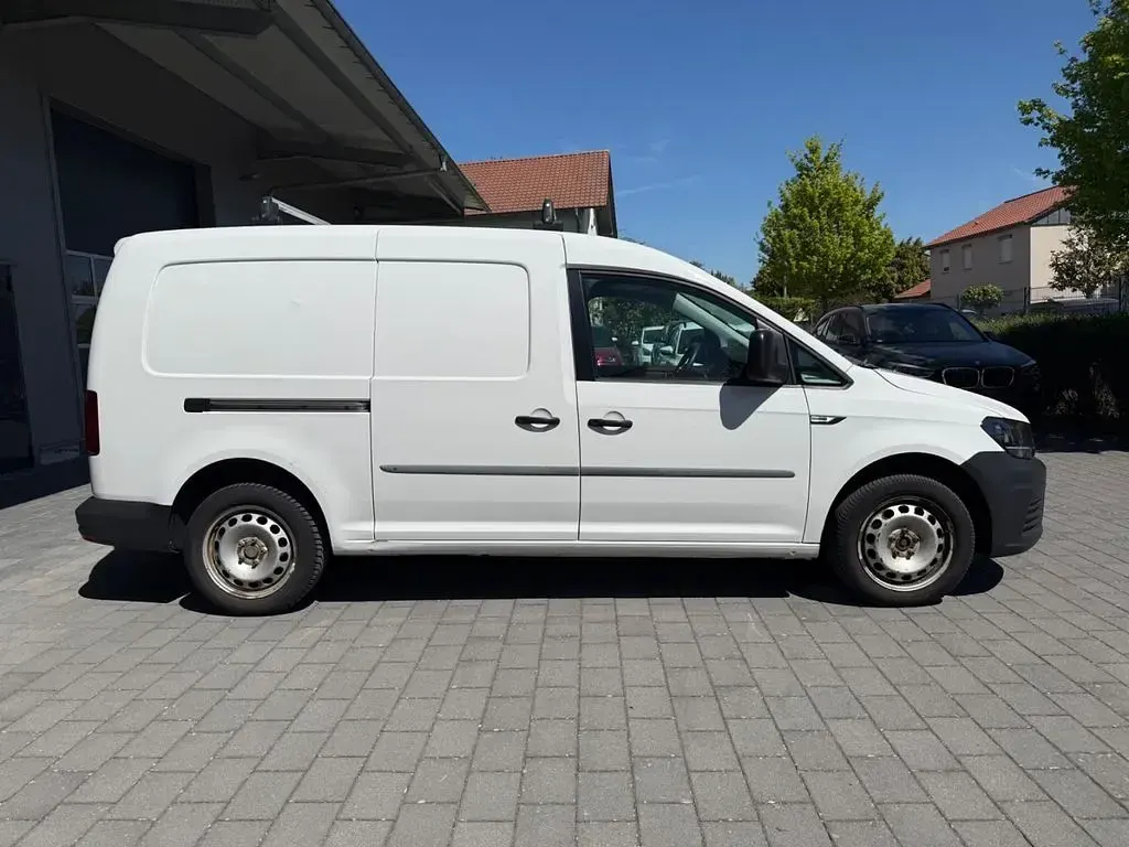 Usata VW Caddy 102 CV (75 kW) 2018 Bianco Monovolume