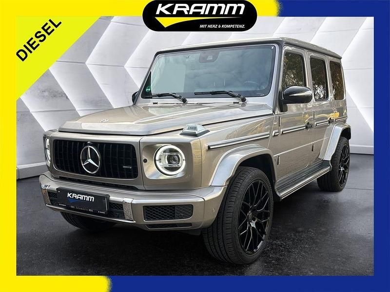 Grau Gebraucht 2019 Mercedes G350 AMG line SUV | 97.690 € (Guter Preis) - Bild 1/2