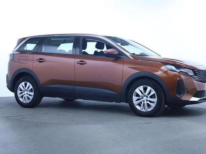 Gebraucht Peugeot 5008 Active 131 PS (96 kW) 2021 Lackierung cuprite/metallic kl SUV