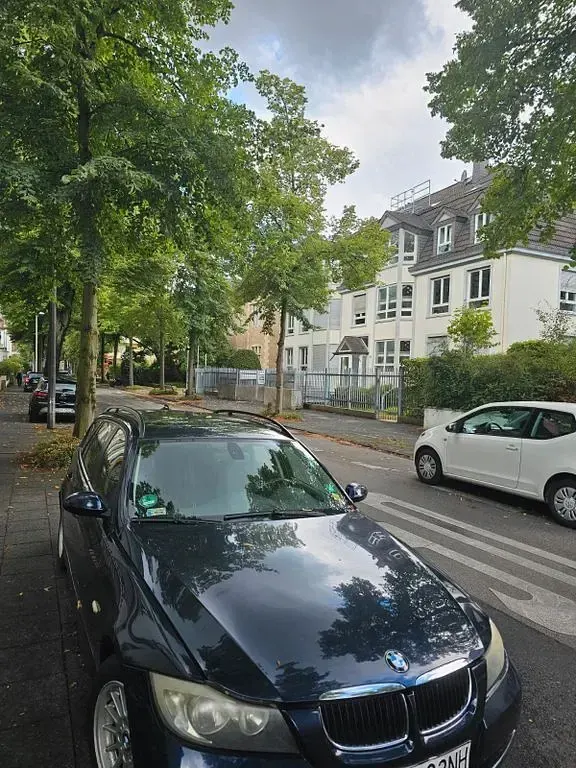 Gebraucht BMW 318 122 PS (89 kW) 2006 Blau Kombi