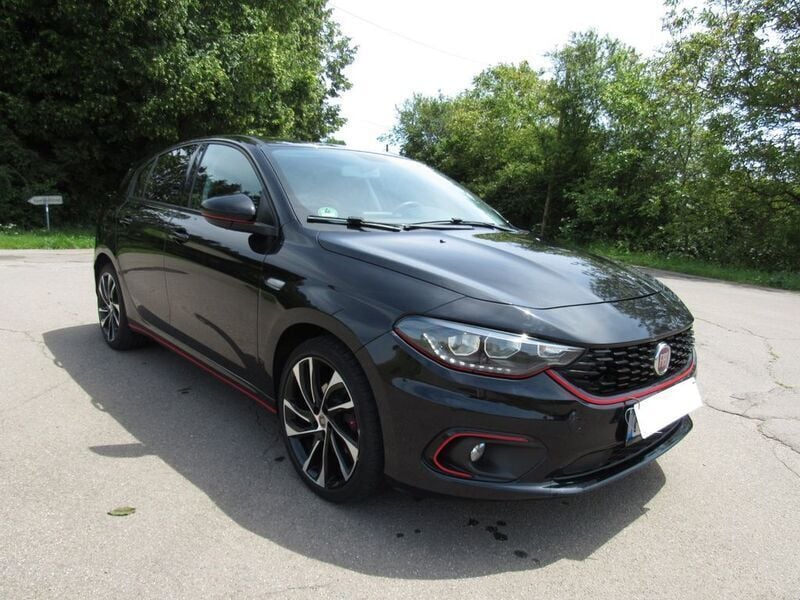 Gebraucht Fiat Tipo S 120 PS (88 kW) 2018 Schwarz Limousine