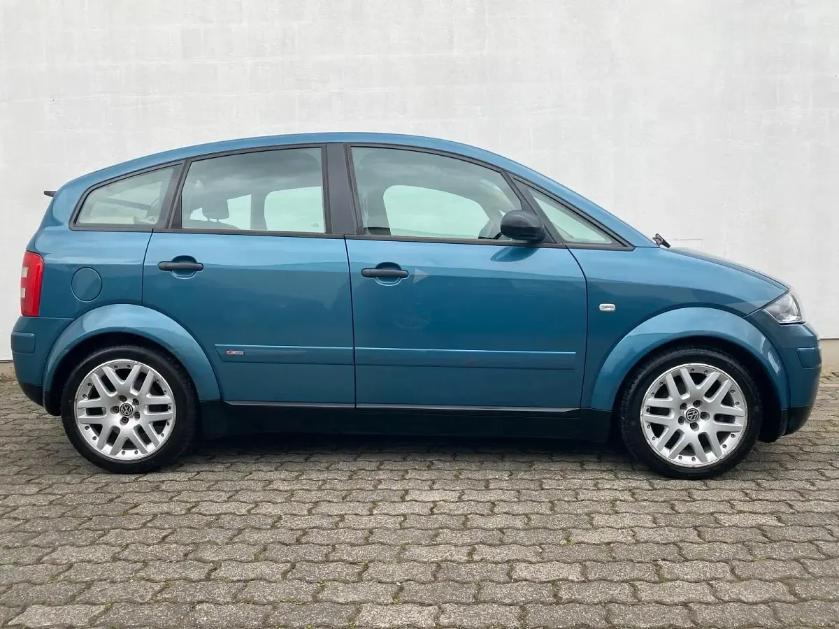 Gebraucht Audi A2 75 PS (55 kW) 2001 Blau Kleinwagen