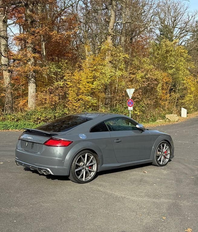 Gebraucht Audi TTS Sport 310 PS (228 kW) 2016 Grau Coupé