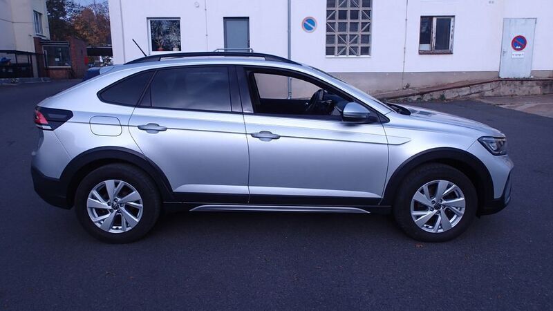 Silber Gebraucht 2022 VW Taigo Style SUV | 18.999 € (Superpreis) - Bild 1/4