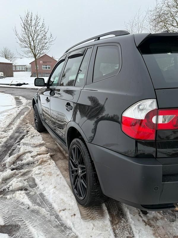 Gebraucht BMW X3 150 PS (110 kW) 2005 Schwarz SUV