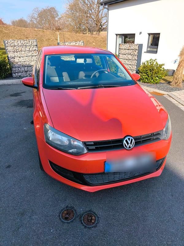 Gebraucht VW Polo Trendline 70 PS (51 kW) 2009 Orange Kleinwagen