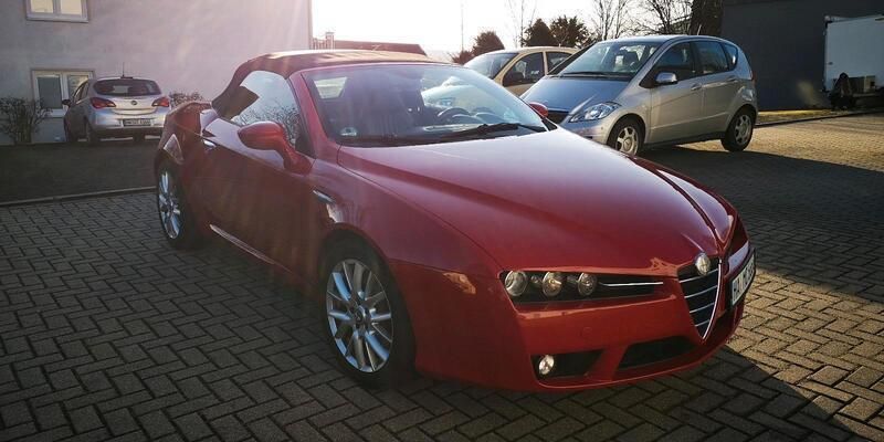 Rot Gebraucht 2007 Alfa Romeo Spider Cabrio | 12.500 € (Teuer) - Bild 1/4