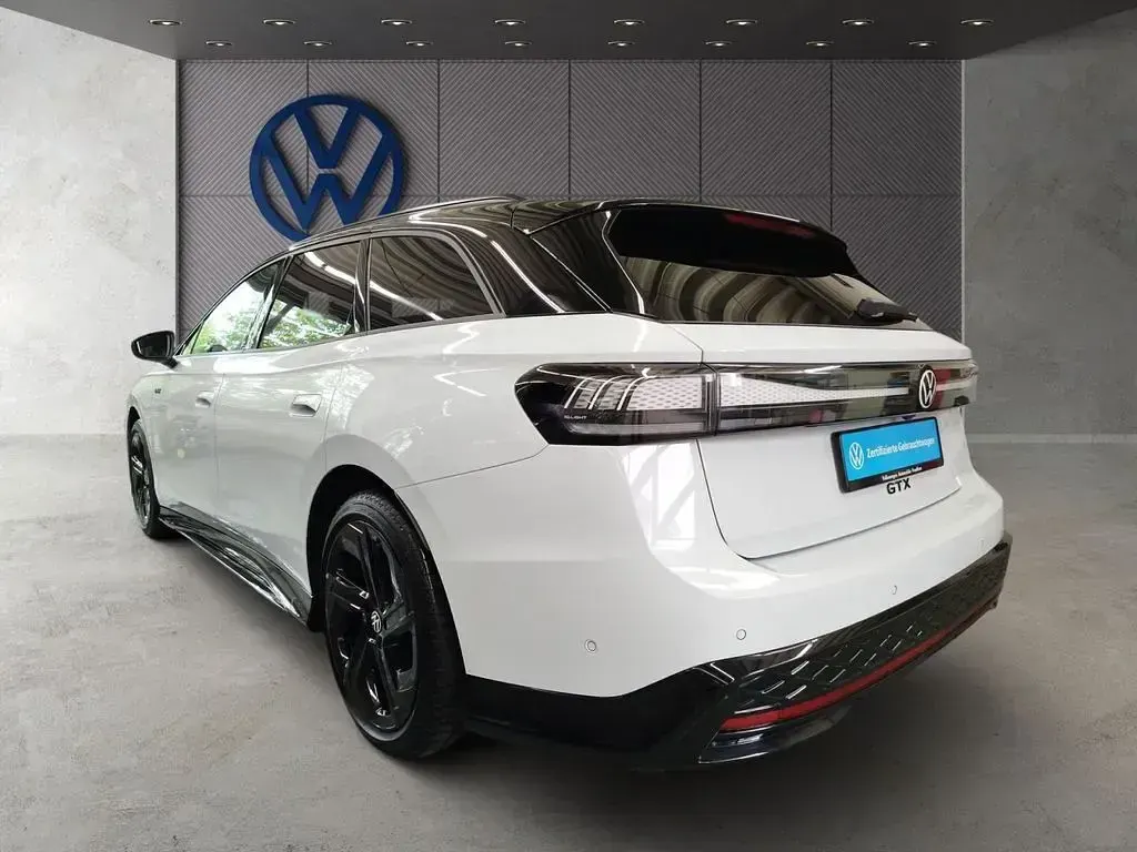 Gebraucht VW ID.7 GTX 250 kW (340 PS) 2025 Weiß Kombi